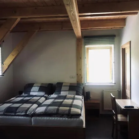 Kameňácká Myslivna Affittacamere 3*