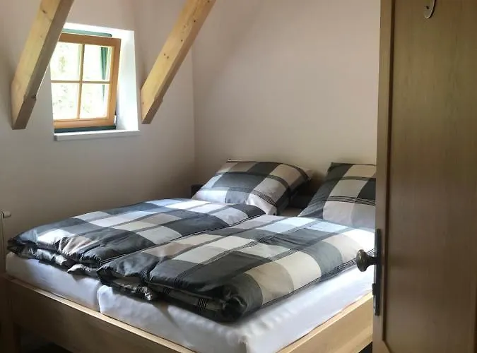 Kamenacka Myslivna 3* Moravany (Hodonin)